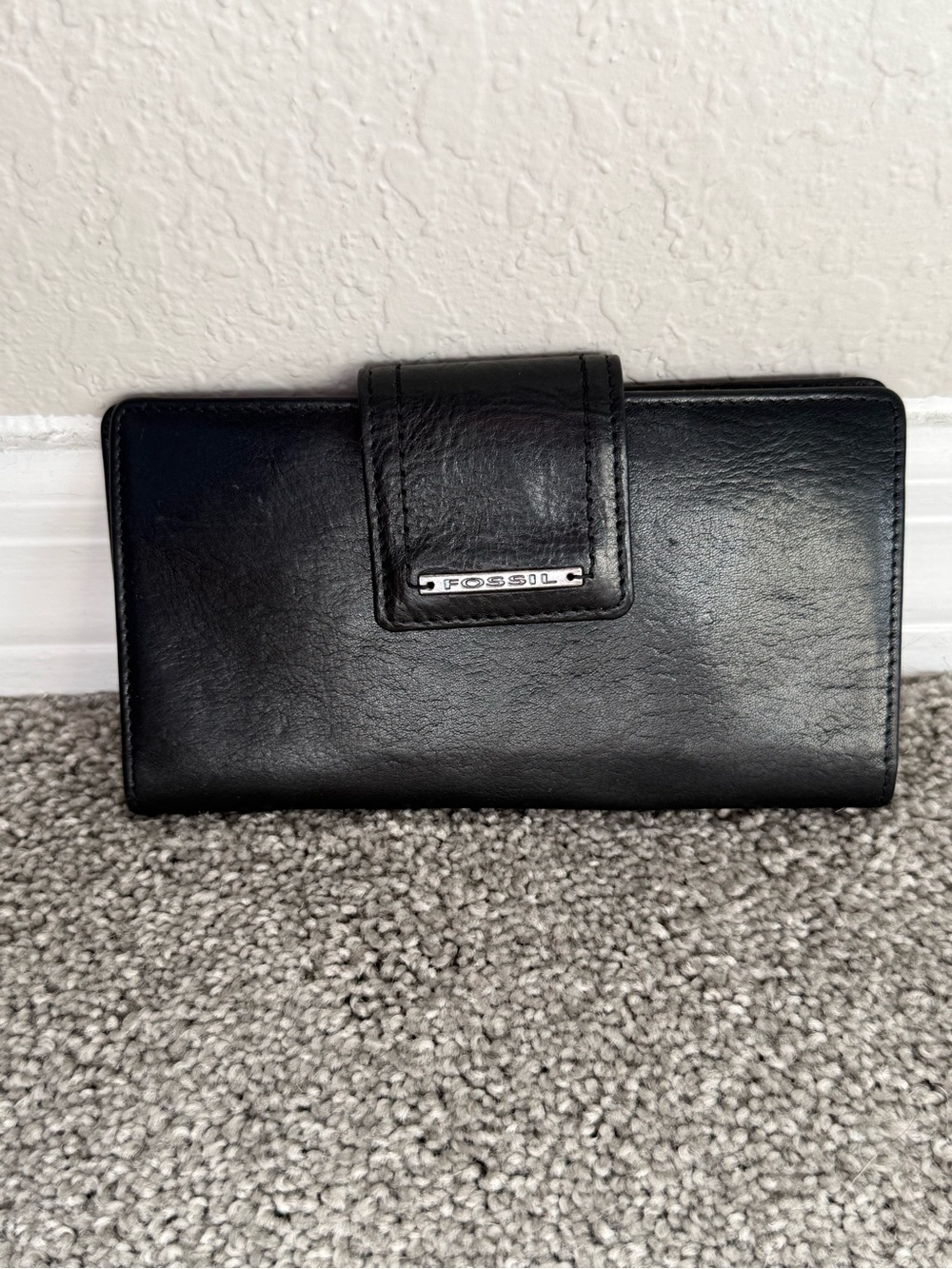 Fossil Black Leather Snap Wallet with Metal Logo